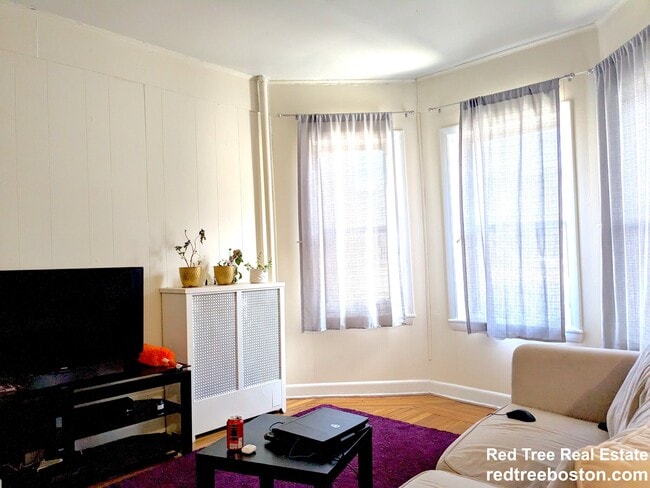 Photo - 1131 Commonwealth Ave Apartment