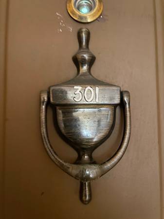 Primary Photo - 650 Palm Ave