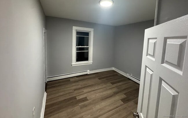 Building Photo - 53 Prospect St