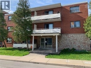 Building Photo - 700 Lawrence Rd