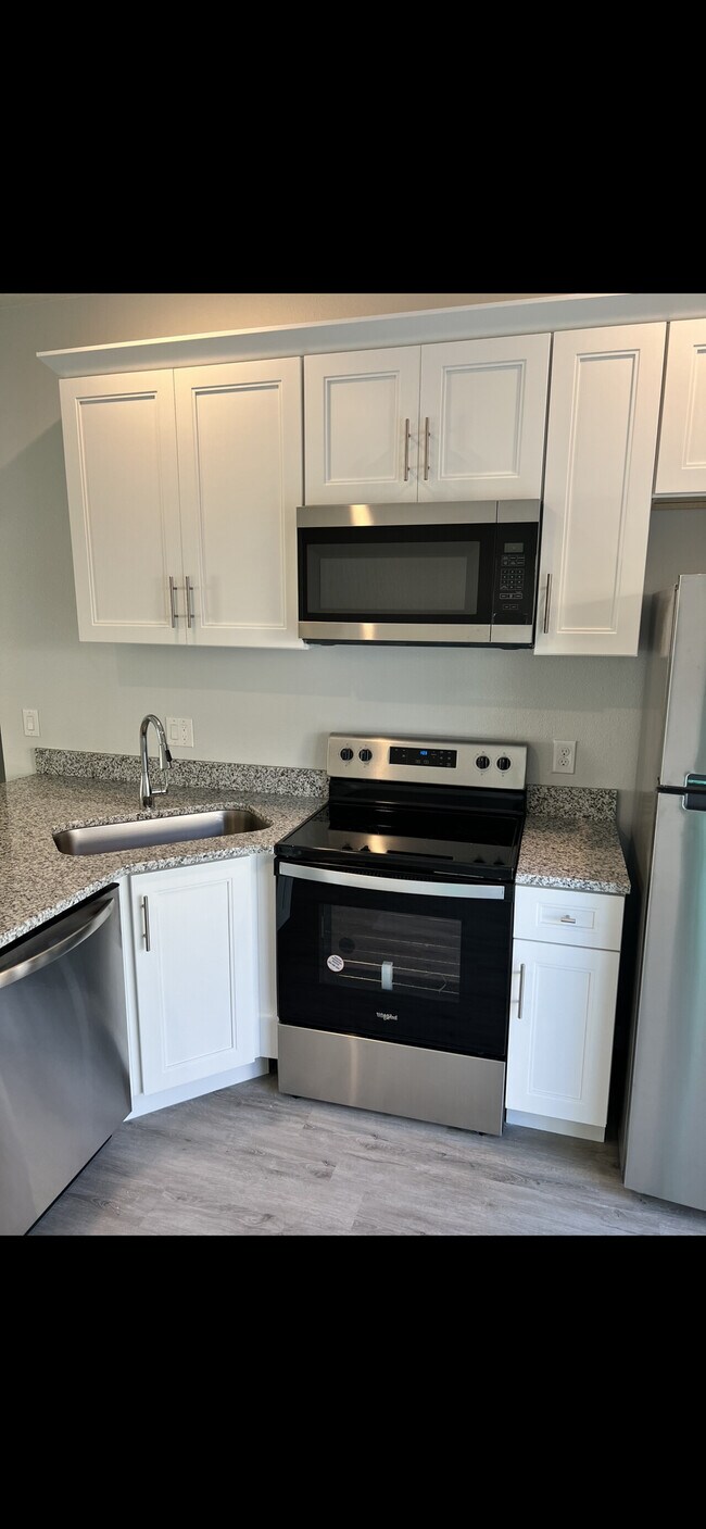 Lakeland Stella Duplex Condo for Rent in Lakeland, FL