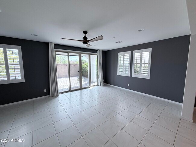 Foto del edificio - 31766 N 24th Dr