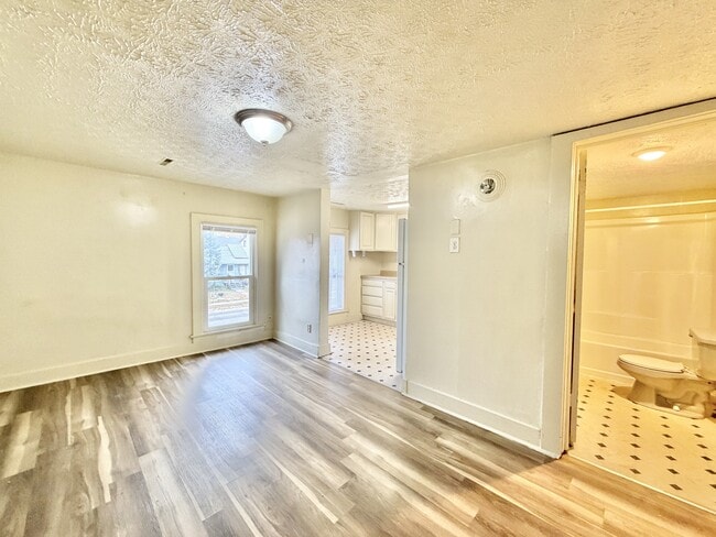 Building Photo - 809 Rockport Rd