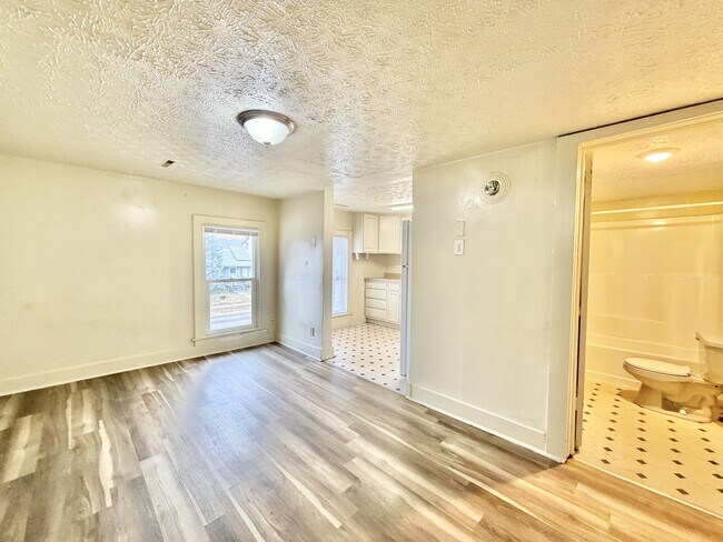 Foto del edificio - 809 Rockport Rd