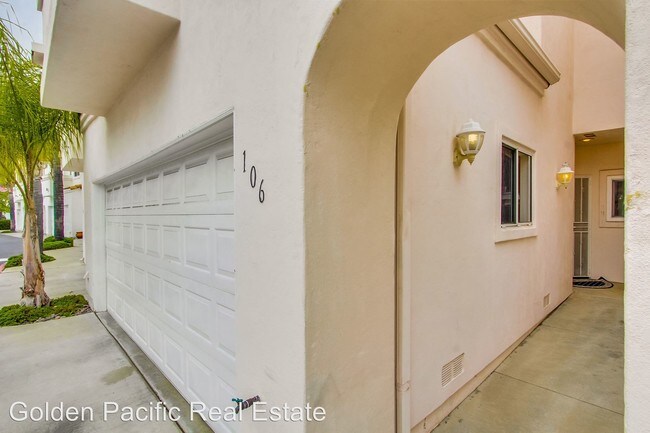 Building Photo - 404 W San Marcos Blvd