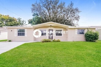 Building Photo - 3914 Pensdale Dr