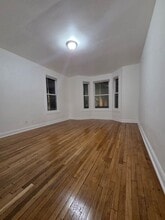 Building Photo - 28 Carmel St