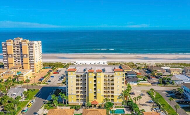 Jax Beach Living at its Best - 1126 1st St N