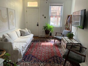 Building Photo - 2018 N Hancock St