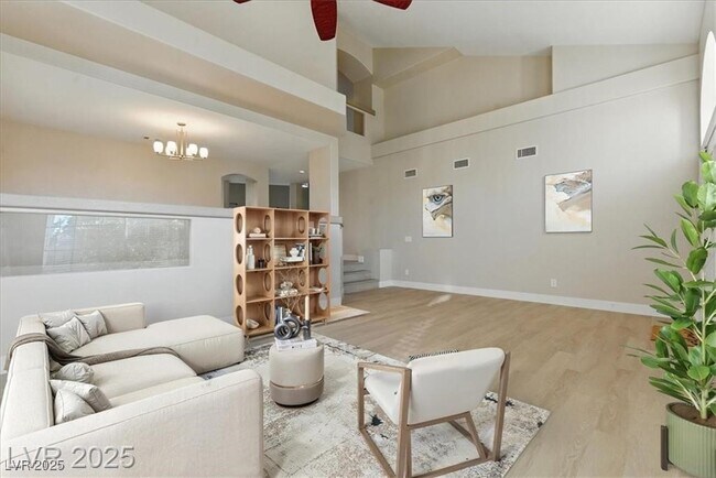 Foto del edificio - 2445 Antler Point Dr