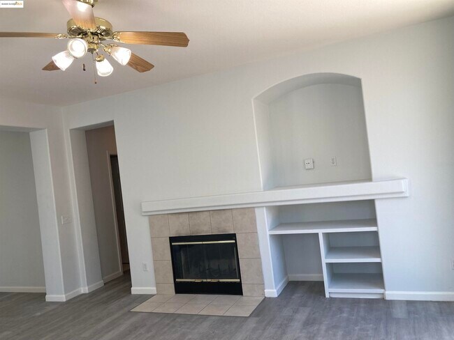 Foto del edificio - 10448 Almanor Cir