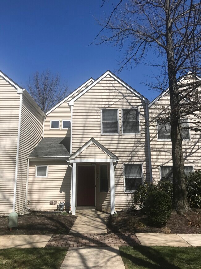 Building Photo - 234 Chelsea Ct