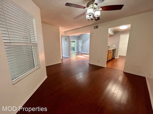 Building Photo - 3 br, 3 bath House - 12024 W Cross Drive #206