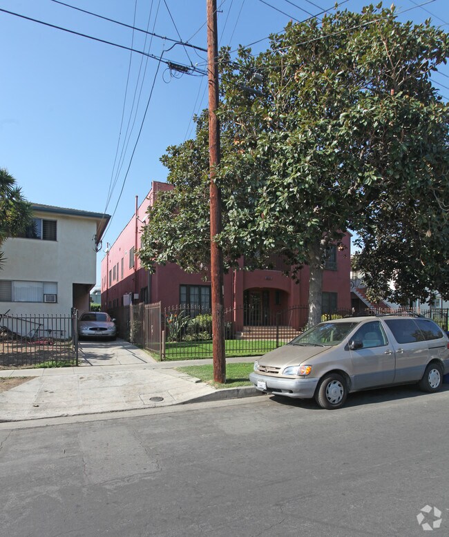 Foto del edificio - 1213 N Ardmore Ave