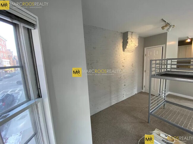 Building Photo - 143 N St