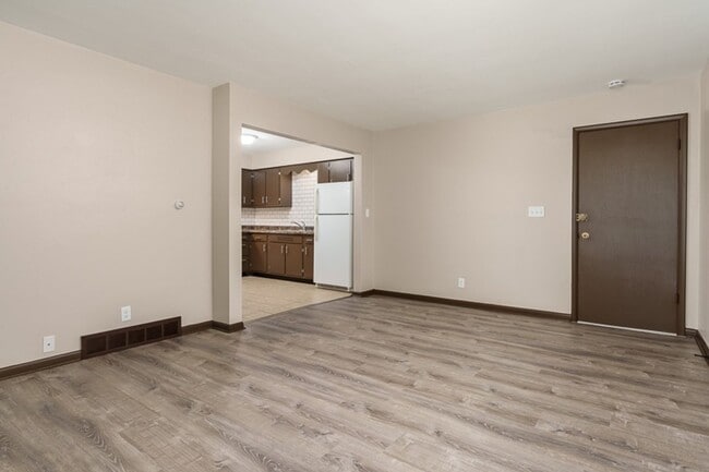 Building Photo - 3220/3222 Darwood Drive