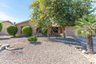 Building Photo - 1928 N Kachina