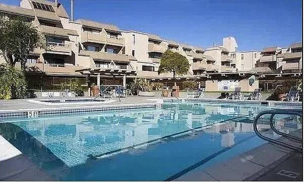 Building Photo - 5 Embarcadero W