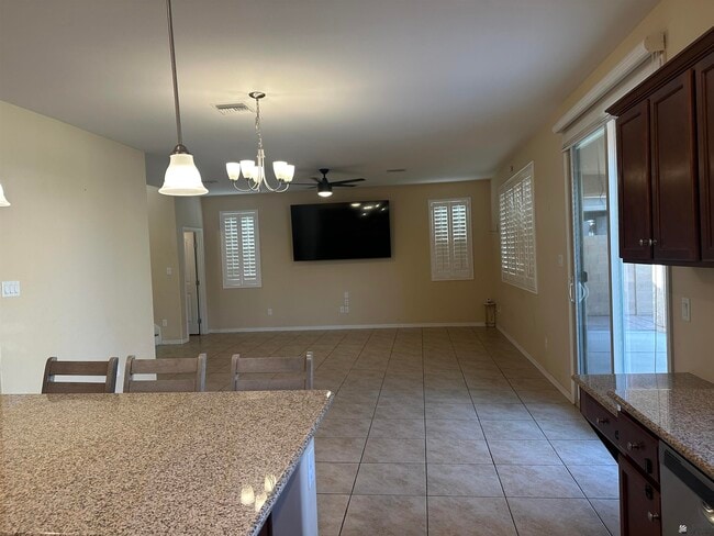 Foto del edificio - 6558 E 35th Rd