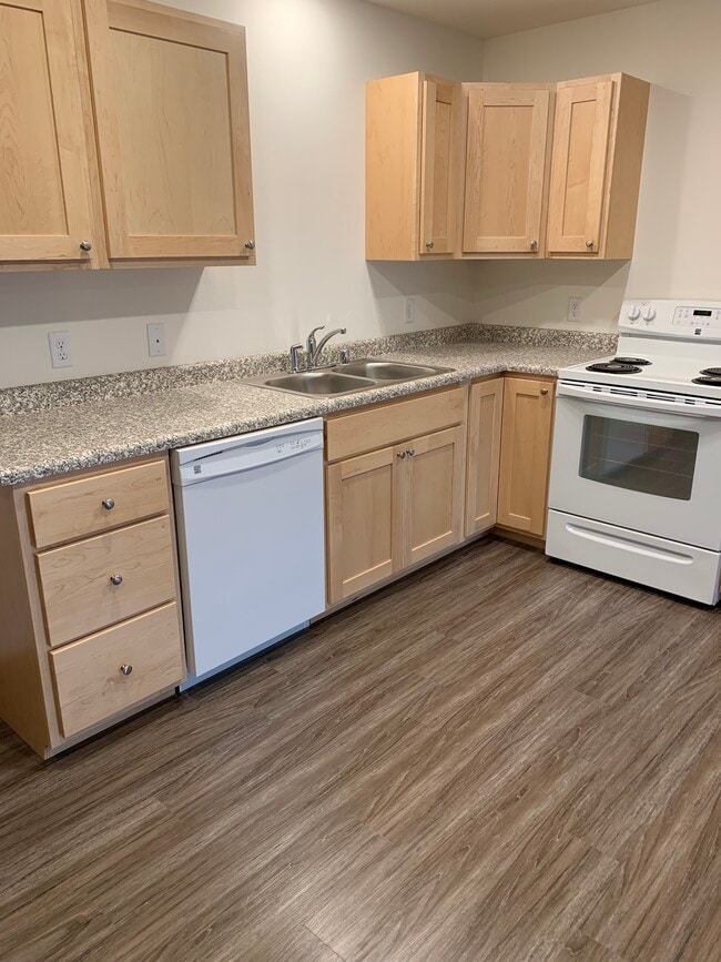HP1/HP2 Kitchen Area - Huntington Park Apartments