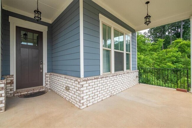 Building Photo - 580 Avondale Hills Dr