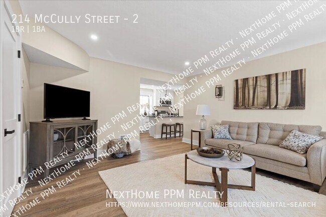 Photo - 214 McCully St Apartment