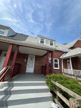 Building Photo - 1120 Sterling Ave