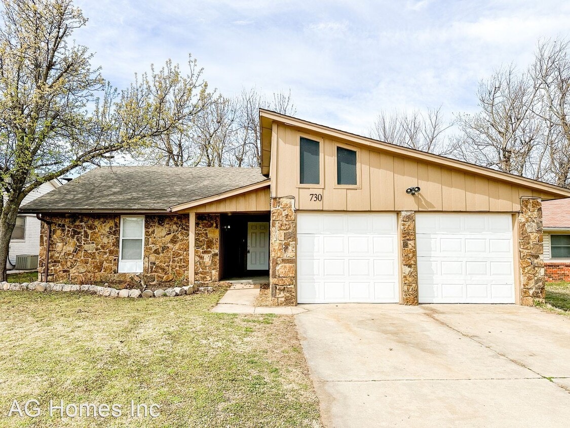 Primary Photo - 3 br, 2 bath House - 730 Arlington Dr