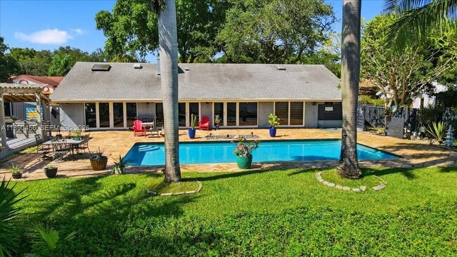 Building Photo - 960 Bayberry Point Dr