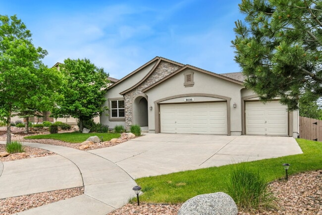 Foto del edificio - Stylish Cordera Ranch with Finished Baseme...