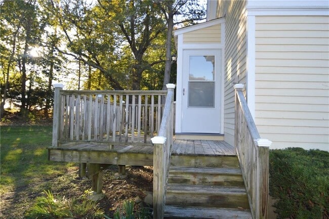 Building Photo - 412 Mitchell's Ln