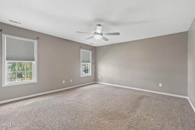 Foto del edificio - 316 Providence Dr