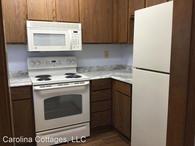 Building Photo - 2 br, 2 bath House - 581 Courtwood Lane Un...