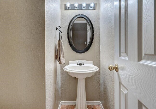 Foto del edificio - 3638 Windhill Loop