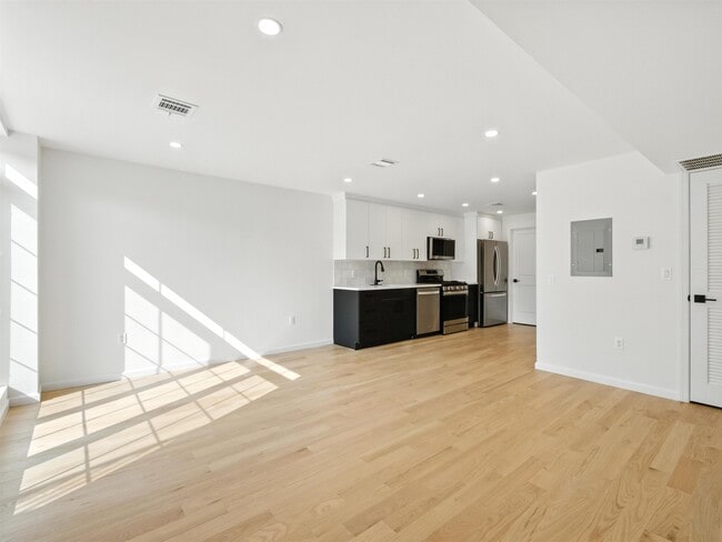 Foto del edificio - 390 Webster Ave