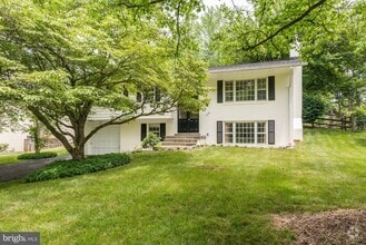 Building Photo - 11733 Ambleside Dr