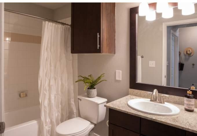Building Photo - 1 bedroom in Dallas TX 75206
