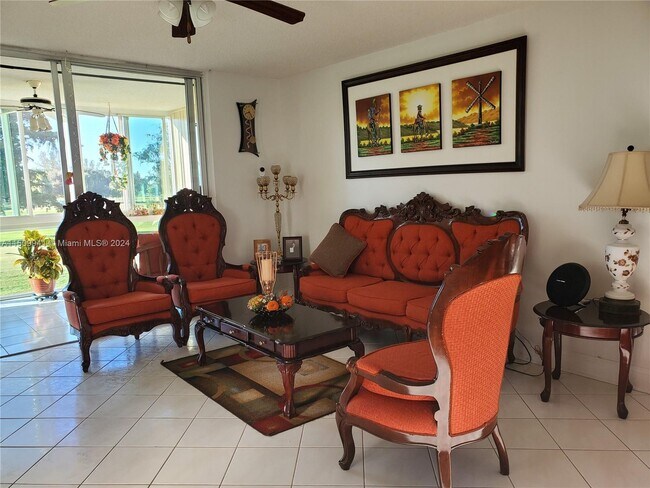 Foto del edificio - 7684 NW 18th St