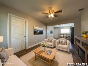 Foto del edificio - 8905 Seacliff St