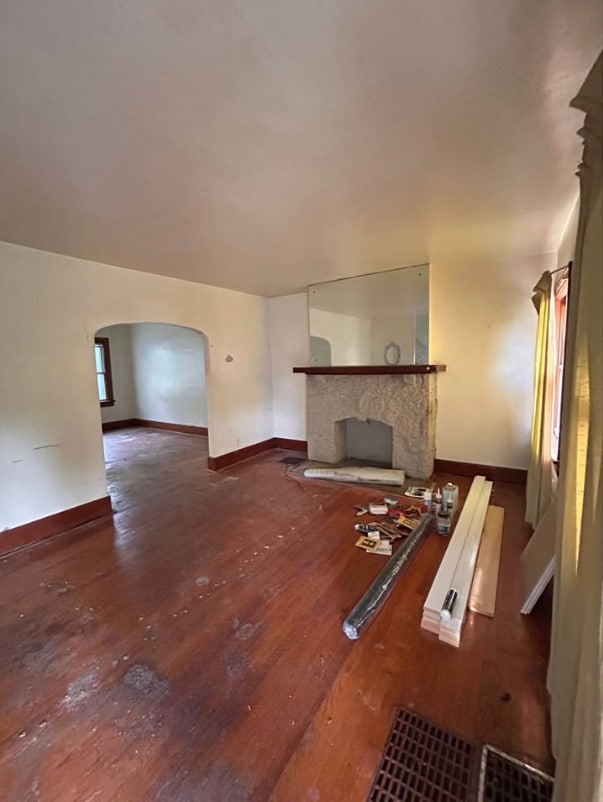 Building Photo - 466 Allwen Dr
