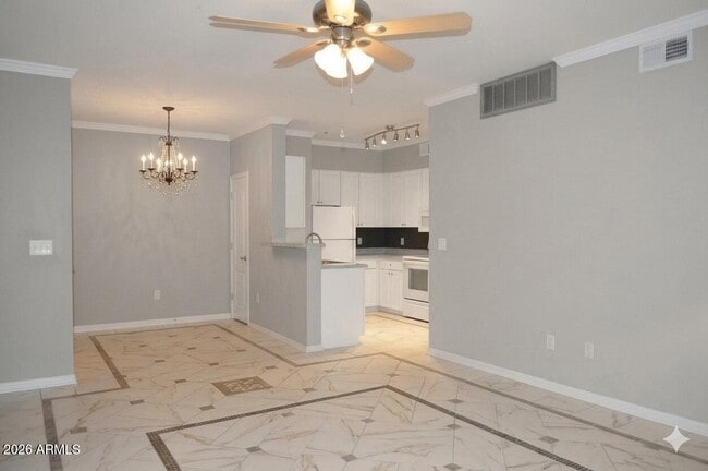 Building Photo - 1701 E Colter St