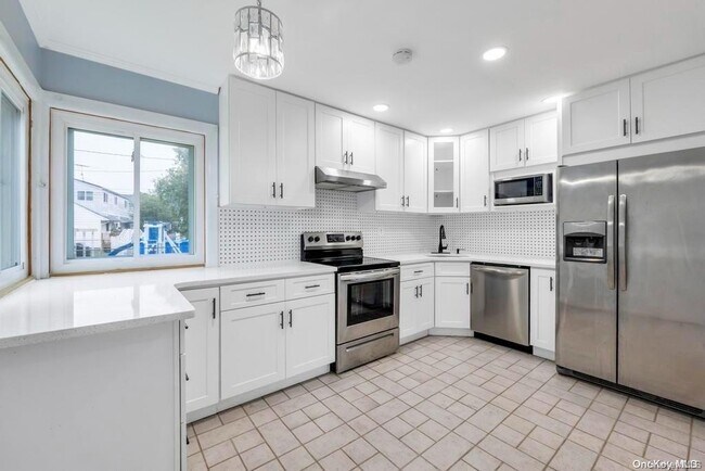 Building Photo - 39 Lincoln Rd