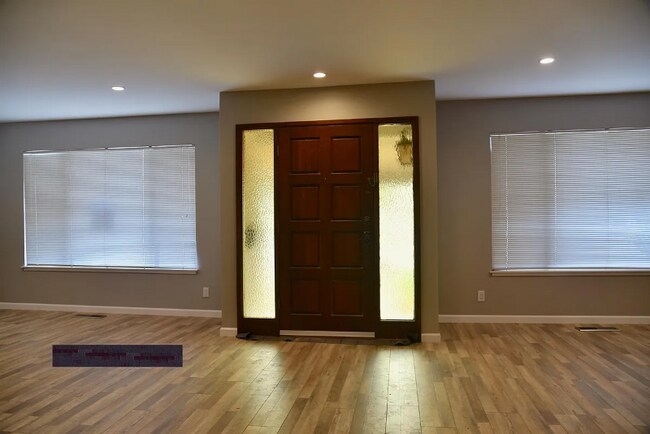 Foto del edificio - 1600 Main St