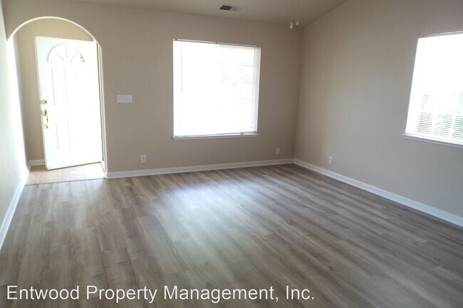 Building Photo - 3 br, 2 bath House - 3060 Whistler