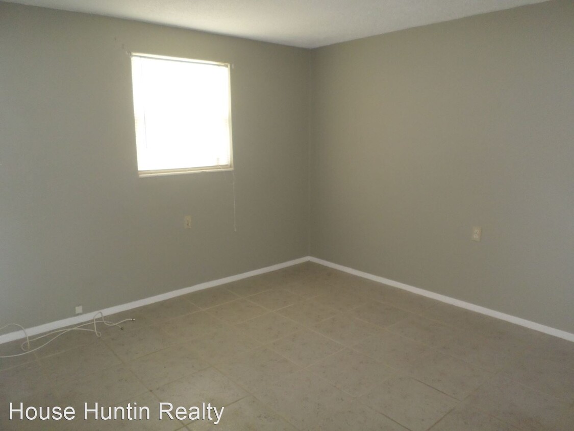 Building Photo - 2 br, 1 bath House - 5311 AVERY RD