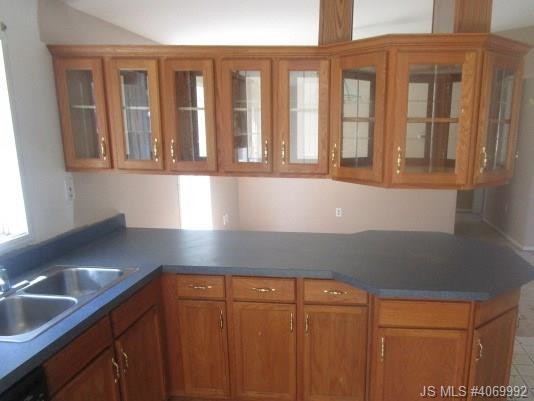 Building Photo - 310 Springfield Ave