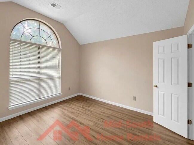 Building Photo - 1263 Tunica St