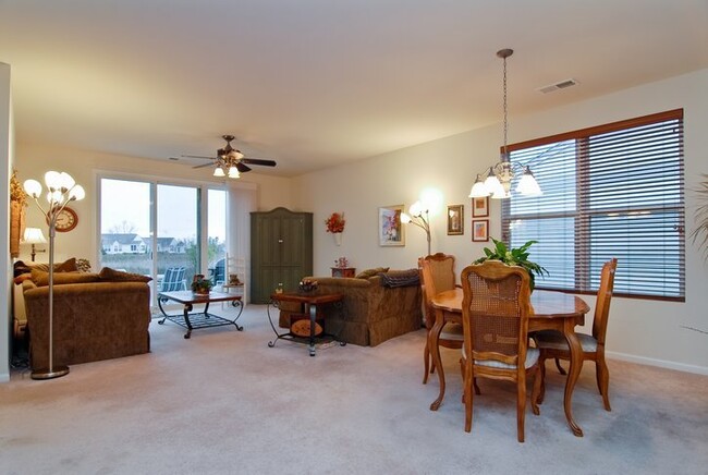 Building Photo - 3283 Epstein Cir
