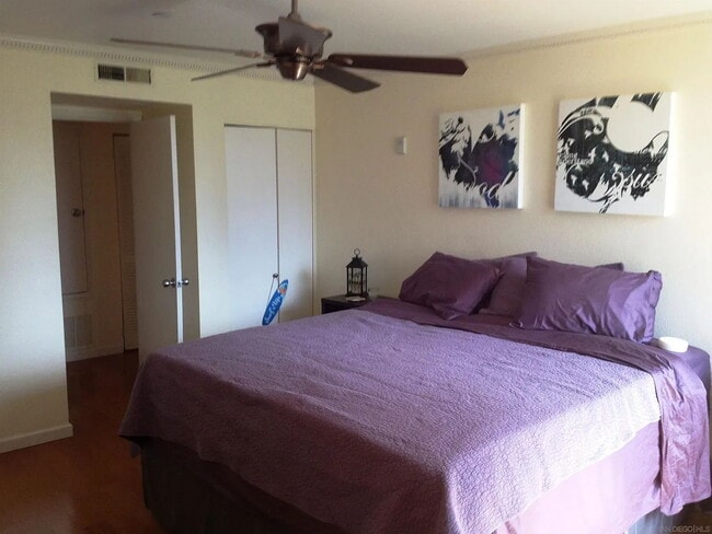 Building Photo - "Chic Urban Retreat: Cozy 1-Bedroom Oasis in the Heart of San Diego!"