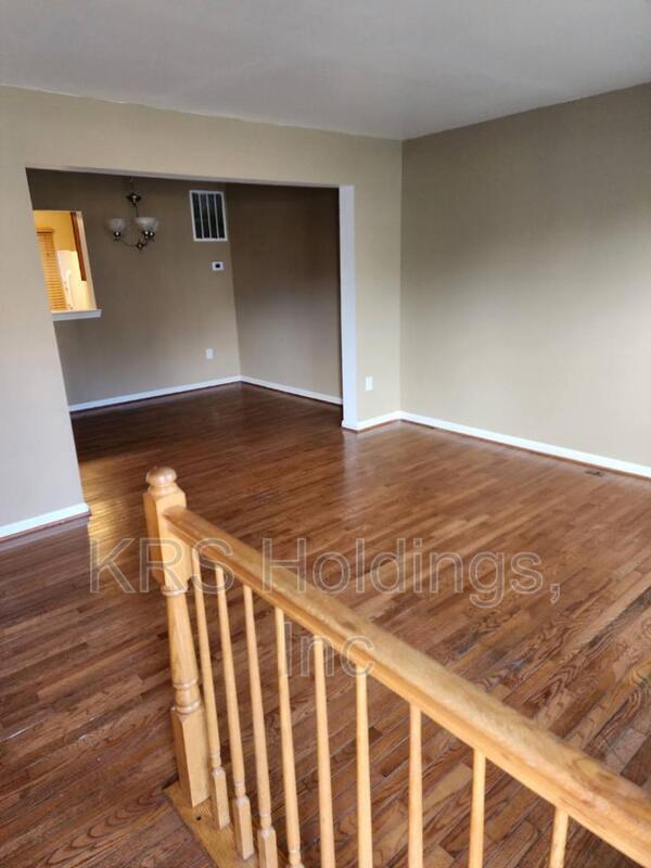 Foto del edificio - 14729 Flower Hill Dr
